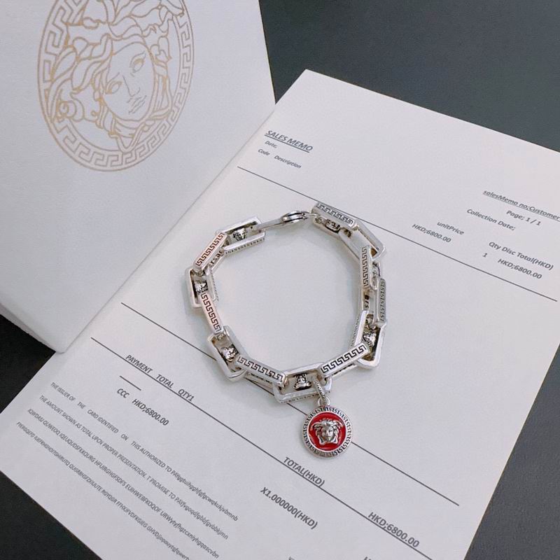 Versace bracelet lyx350